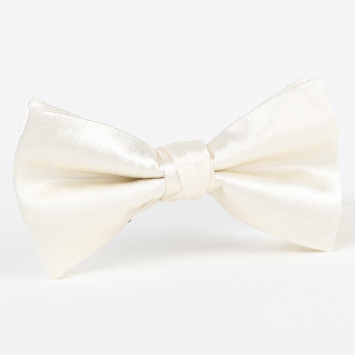 Off White Luxury Silk Satin Weave Single Dimple Bow Tie